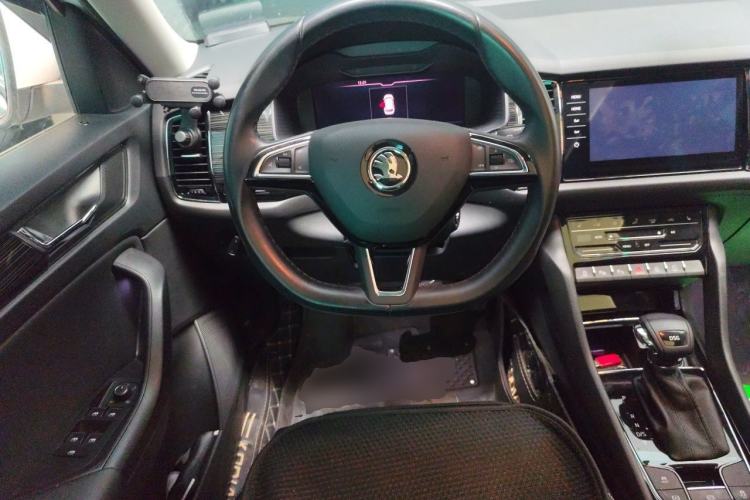 Used Skoda Kodiaq 2020 TSI330 5-Seat Two-Wheel Drive Deluxe Enjoyment Edition Steering Wheel