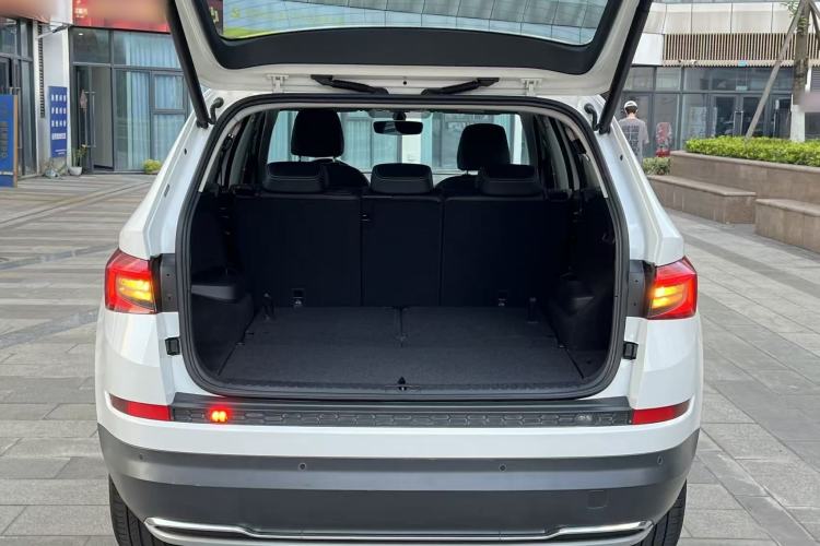 Used Skoda Kodiaq 2020 TSI330 7-Seater Two-Wheel-Drive Luxury Enjoyment Edition Trunk