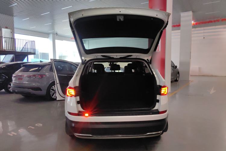 Used Skoda Kodiaq 2020 TSI330 7-Seater Two-Wheel-Drive Luxury Enjoyment Edition Trunk