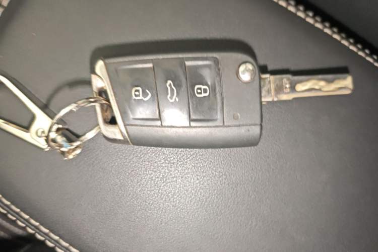 Used Skoda Kodiaq 2020 TSI330 7-Seater Two-Wheel-Drive Luxury Enjoyment Edition Vehicle Key