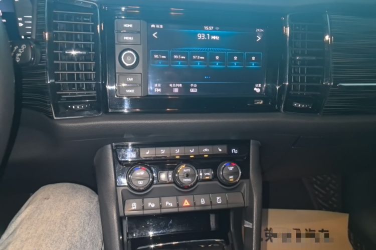 Used Skoda Kodiaq 2020 TSI330 5-Seat Two-Wheel Drive Deluxe Enjoyment Edition Audio And AC Panel