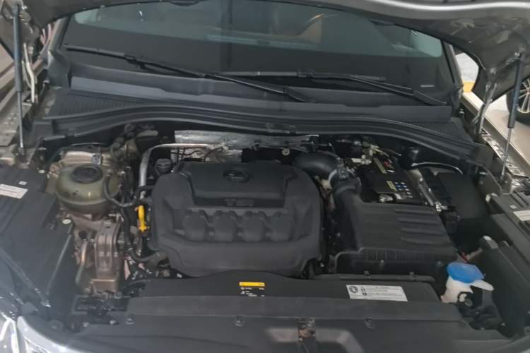 Used Skoda Kodiaq 2020 TSI330 5-Seat Two-Wheel Drive Deluxe Enjoyment Edition Engine Bay