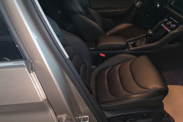 Used Skoda Kodiaq 2020 TSI330 5-Seat Two-Wheel Drive Deluxe Enjoyment Edition Right Front Seat