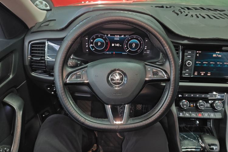Used Skoda Kodiaq 2020 TSI330 7-Seater Two-Wheel-Drive Luxury Enjoyment Edition Steering Wheel