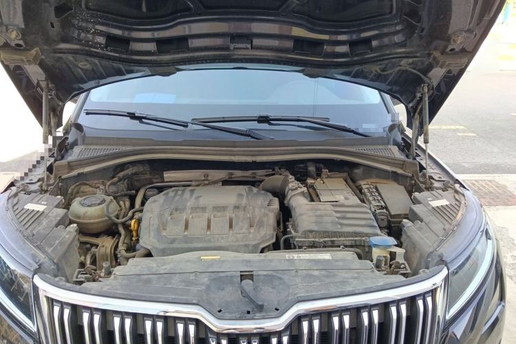 Used Skoda Kodiaq 2021 TSI330 7-Seater Two-Wheel-Drive Luxury Plus Edition Engine Bay