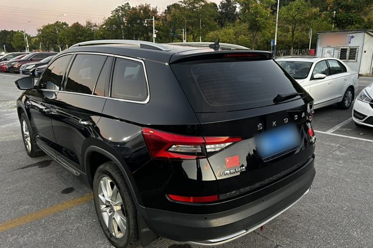 Used Skoda Kodiaq 2021 TSI330 5-Seater Two-Wheel-Drive Luxury Plus Edition Exterior 3