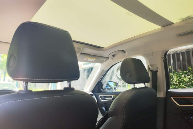 Used Skoda Kodiaq 2021 TSI330 7-Seater Two-Wheel-Drive Luxury Plus Edition Headliner