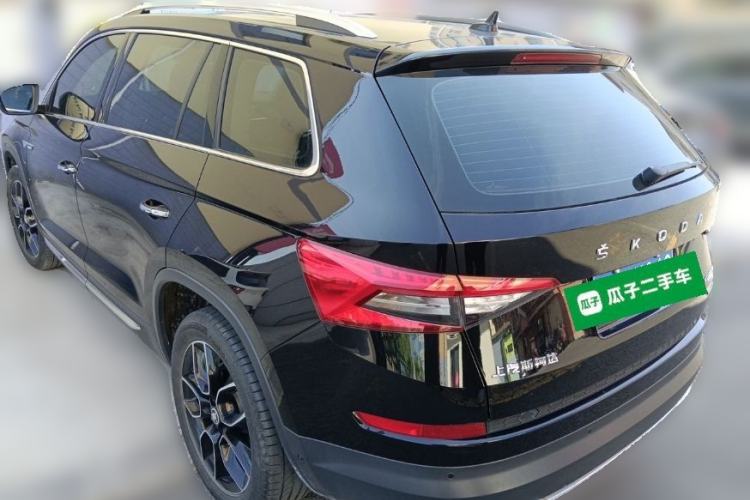 Used Skoda Kodiaq 2021 TSI330 7-Seater Two-Wheel-Drive Luxury Plus Edition Rear Left 45 Deg
