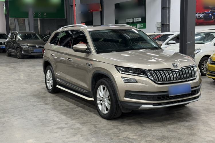 Used Skoda Kodiaq 2021 TSI330 5-Seater Two-Wheel-Drive Luxury Plus Edition Exterior 2