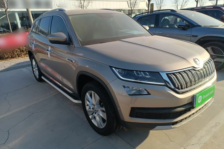 Used Skoda Kodiaq 2021 TSI330 5-Seater Two-Wheel-Drive Luxury Plus Edition Exterior 2