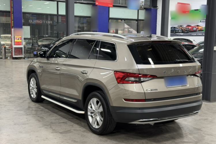 Used Skoda Kodiaq 2021 TSI330 5-Seater Two-Wheel-Drive Luxury Plus Edition Exterior 3
