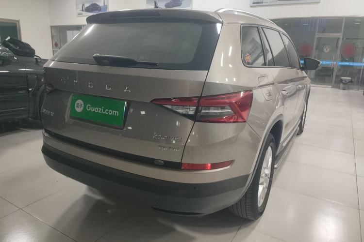 Used Skoda Kodiaq 2021 TSI330 5-Seat Two-Wheel Drive Comfort Edition Exterior 5