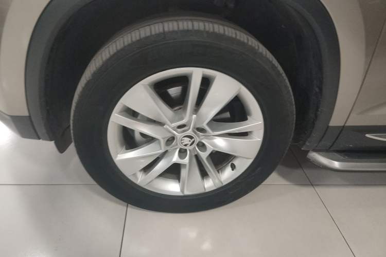 Used Skoda Kodiaq 2021 TSI330 5-Seat Two-Wheel Drive Comfort Edition Exterior 7