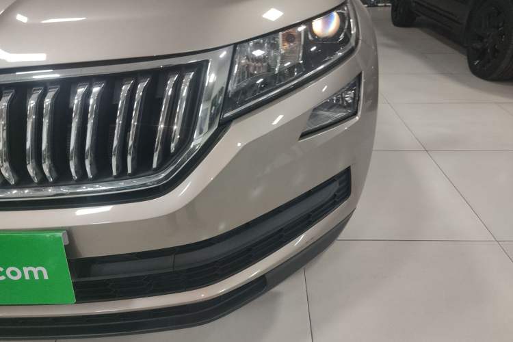 Used Skoda Kodiaq 2021 TSI330 5-Seat Two-Wheel Drive Comfort Edition Left Front Headlight