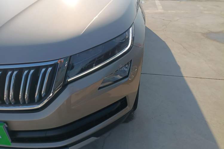 Used Skoda Kodiaq 2021 TSI330 5-Seater Two-Wheel-Drive Luxury Plus Edition Left Front Headlight