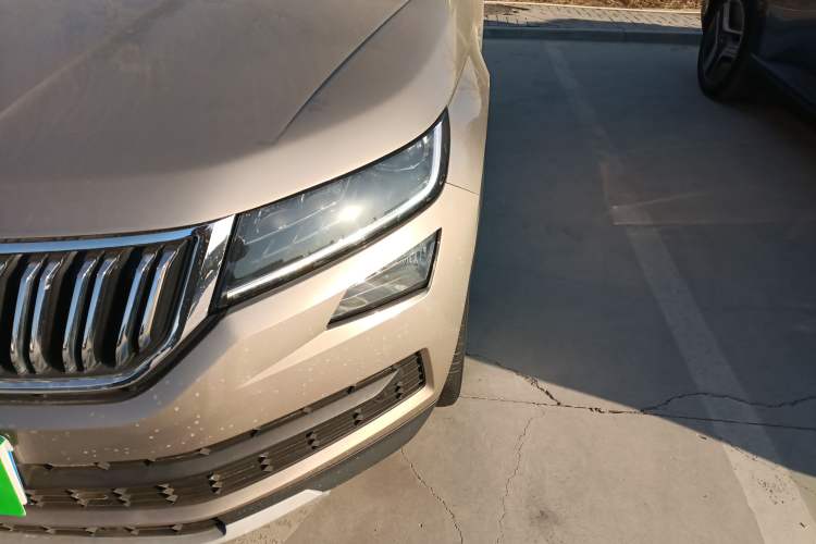 Used Skoda Kodiaq 2021 TSI330 5-Seater Two-Wheel-Drive Luxury Plus Edition Left Front Headlight