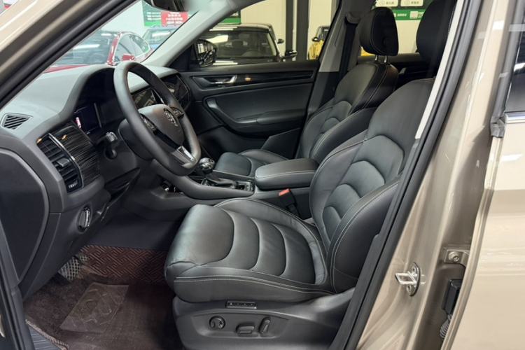 Used Skoda Kodiaq 2021 TSI330 5-Seater Two-Wheel-Drive Luxury Plus Edition Left Front Seat