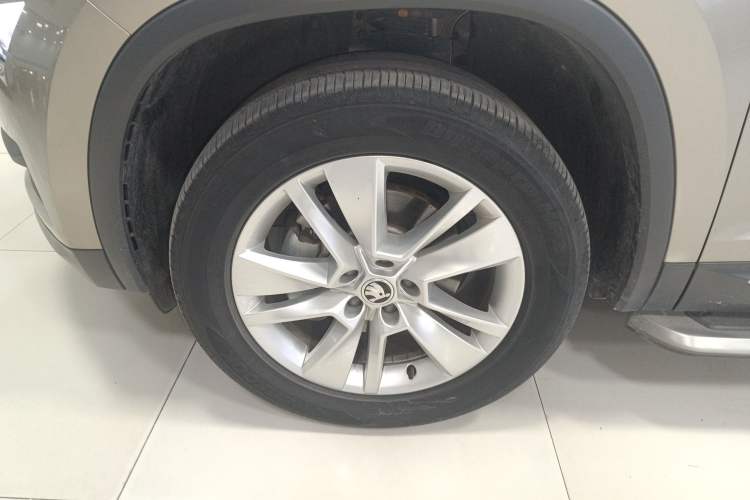 Used Skoda Kodiaq 2021 TSI330 5-Seat Two-Wheel Drive Comfort Edition Left Front Wheel Hub