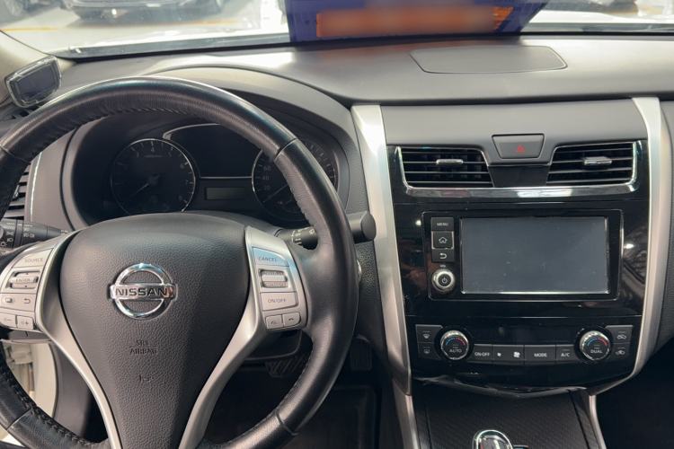 Used Skoda Kodiaq 2021 TSI330 7-Seater Two-Wheel-Drive Luxury Plus Edition Audio And AC Panel