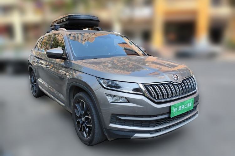 Used Skoda Kodiaq 2021 TSI330 7-Seater Two-Wheel-Drive Luxury Plus Edition Front Right 45 Deg