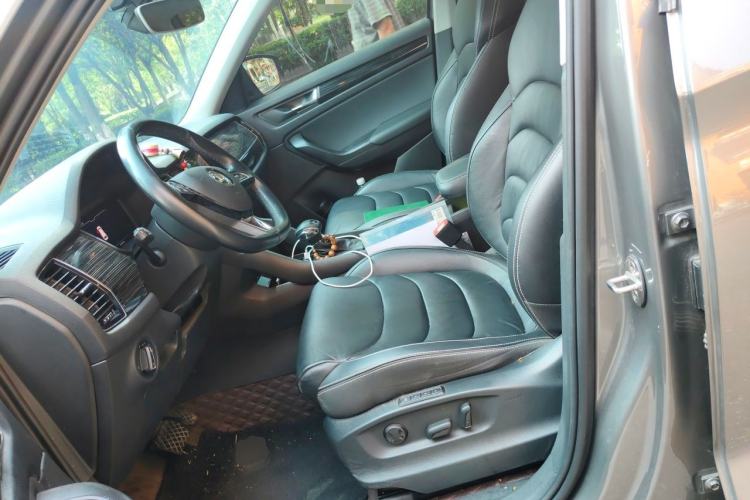 Used Skoda Kodiaq 2021 TSI330 7-Seater Two-Wheel-Drive Luxury Plus Edition Left Front Seat
