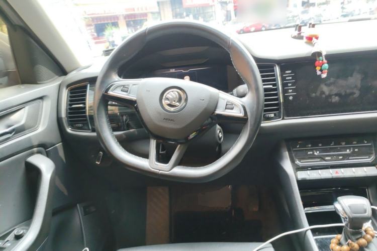 Used Skoda Kodiaq 2021 TSI330 7-Seater Two-Wheel-Drive Luxury Plus Edition Steering Wheel