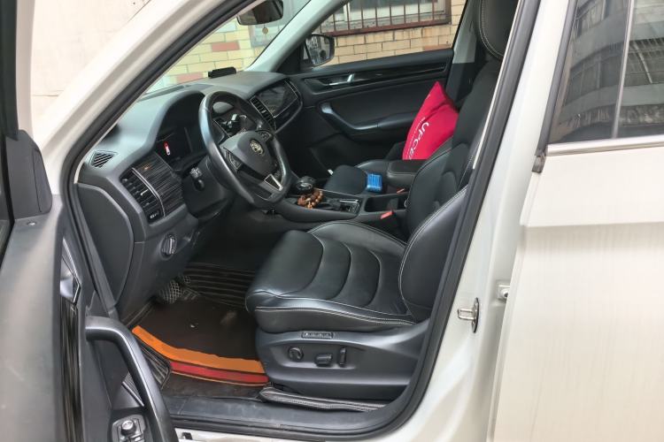 Used Skoda Kodiaq 2021 TSI330 7-Seater Two-Wheel-Drive Luxury Plus Edition Driver Seat