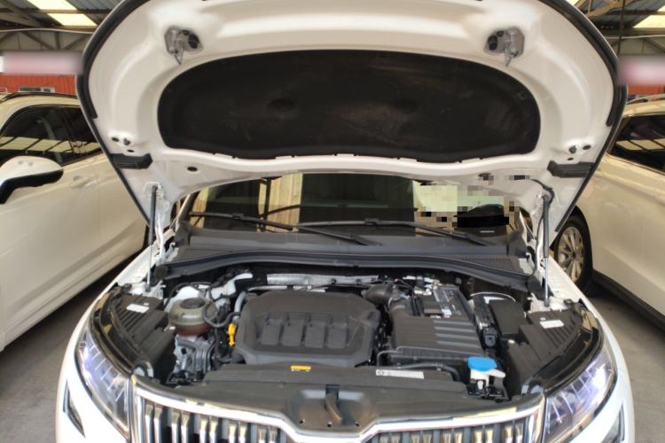 Used Skoda Kodiaq 2021 TSI330 5-Seater Two-Wheel-Drive Luxury Plus Edition Engine Bay