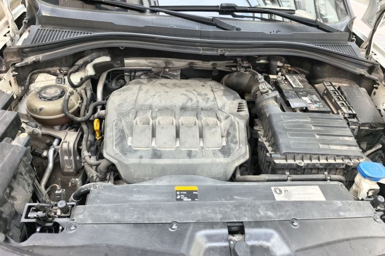 Used Skoda Kodiaq 2021 TSI330 7-Seater Two-Wheel-Drive Luxury Plus Edition Engine Bay