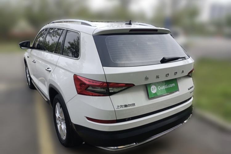 Used Skoda Kodiaq 2021 TSI330 5-Seater Two-Wheel-Drive Luxury Plus Edition Exterior 5