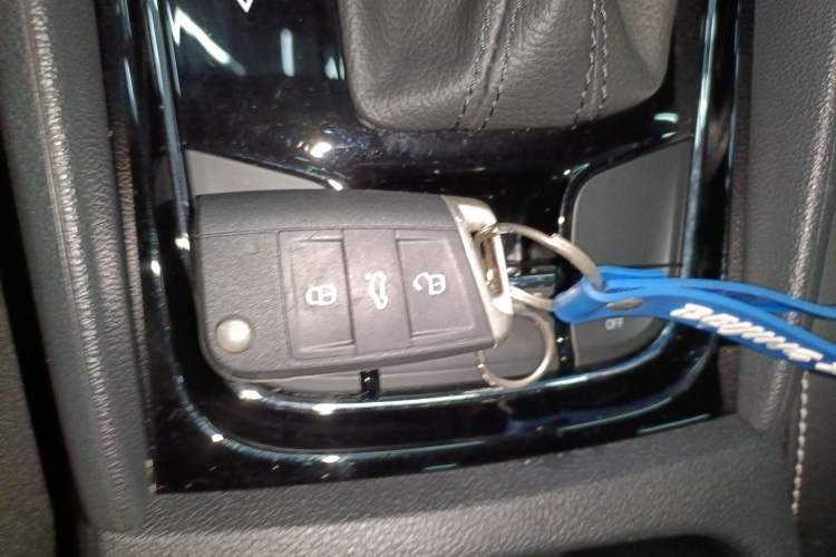 Used Skoda Kodiaq 2021 TSI330 7-Seater Two-Wheel-Drive Luxury Plus Edition Interior 1