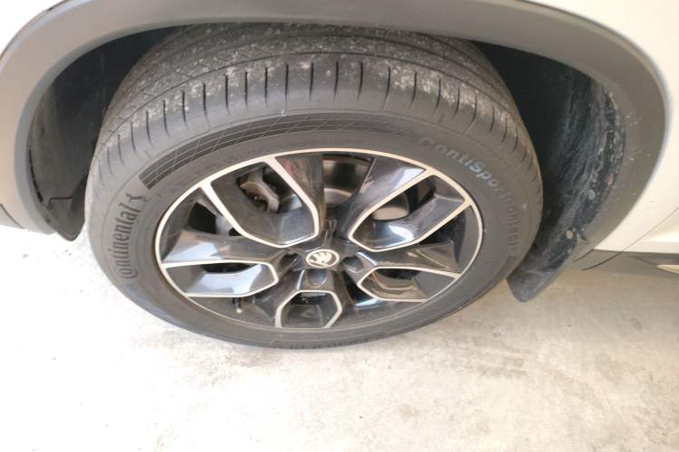 Used Skoda Kodiaq 2021 TSI330 5-Seater Two-Wheel-Drive Luxury Plus Edition Left Front Wheel Hub