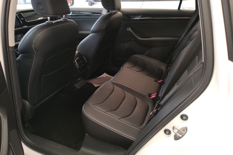 Used Skoda Kodiaq 2021 TSI330 5-Seater Two-Wheel-Drive Luxury Plus Edition Left Rear Seat