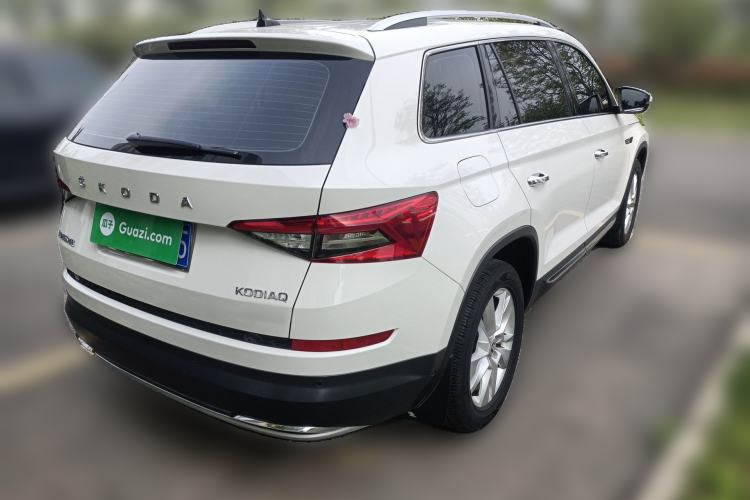Used Skoda Kodiaq 2021 TSI330 5-Seater Two-Wheel-Drive Luxury Plus Edition Rear Right 45 Deg