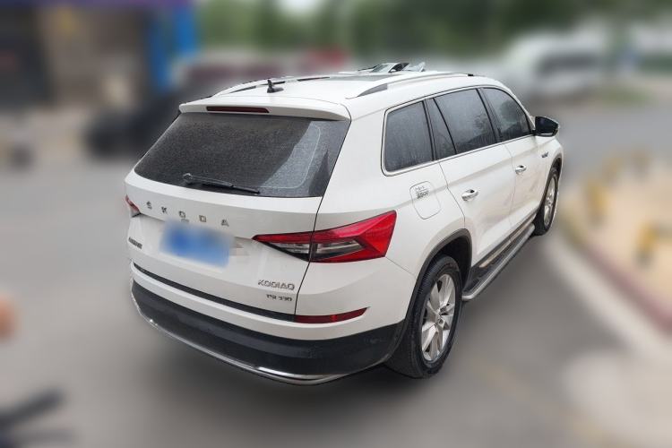 Used Skoda Kodiaq 2021 TSI330 5-Seater Two-Wheel-Drive Luxury Plus Edition Rear Right 45 Deg
