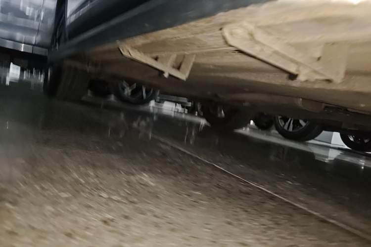 Used Skoda Kodiaq 2021 TSI330 5-Seater Two-Wheel-Drive Luxury Plus Edition Right Side Sill