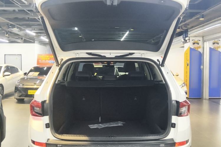 Used Skoda Kodiaq 2021 TSI330 5-Seater Two-Wheel-Drive Luxury Plus Edition Trunk