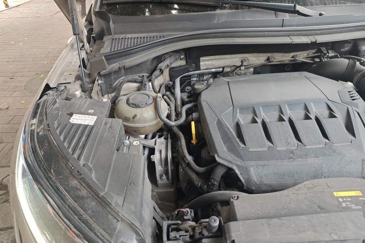 Used Skoda Kodiaq 2021 TSI330 7-Seater Two-Wheel-Drive Luxury Plus Edition Engine Bay Right