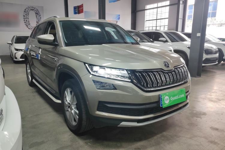 Used Skoda Kodiaq 2021 TSI330 5-Seater Two-Wheel-Drive Luxury Plus Edition Exterior 2