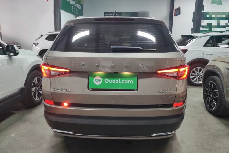 Used Skoda Kodiaq 2021 TSI330 5-Seater Two-Wheel-Drive Luxury Plus Edition Exterior 4