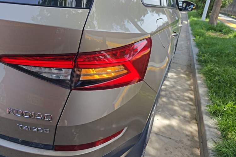 Used Skoda Kodiaq 2021 TSI330 5-Seat Two-Wheel Drive Comfort Edition Right Rear Taillight