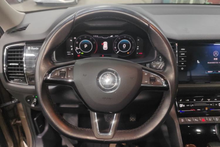Used Skoda Kodiaq 2021 TSI330 7-Seater Two-Wheel-Drive Luxury Plus Edition Steering Wheel
