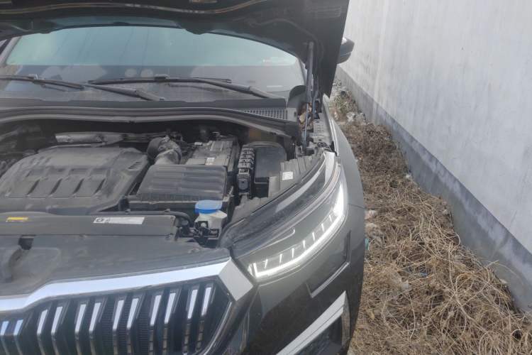 Used Skoda Kodiaq 2022 TSI330 7-Seater Two-Wheel-Drive Luxury Edition Engine Bay Left