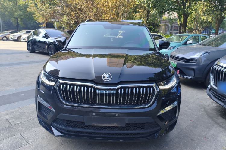 Used Skoda Kodiaq 2022 Restyled TSI330 7-Seater Two-Wheel-Drive Luxury Edition Front