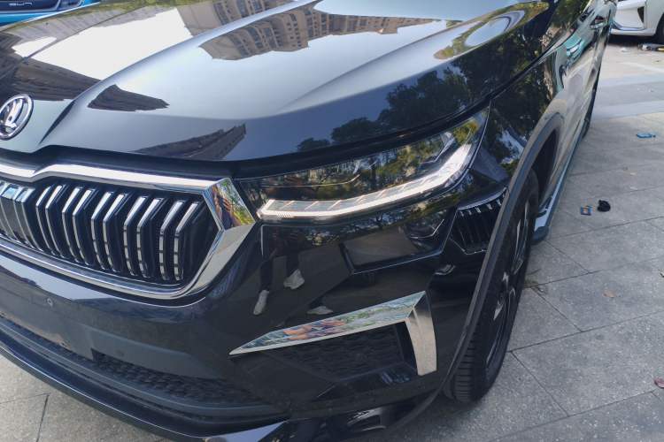 Used Skoda Kodiaq 2022 Restyled TSI330 7-Seater Two-Wheel-Drive Luxury Edition Left Front Headlight