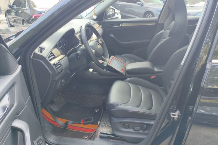 Used Skoda Kodiaq 2022 Restyled TSI330 7-Seater Two-Wheel-Drive Luxury Edition Left Front Seat