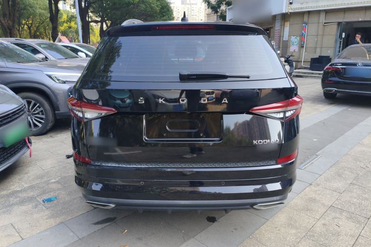 Used Skoda Kodiaq 2022 Restyled TSI330 7-Seater Two-Wheel-Drive Luxury Edition Rear