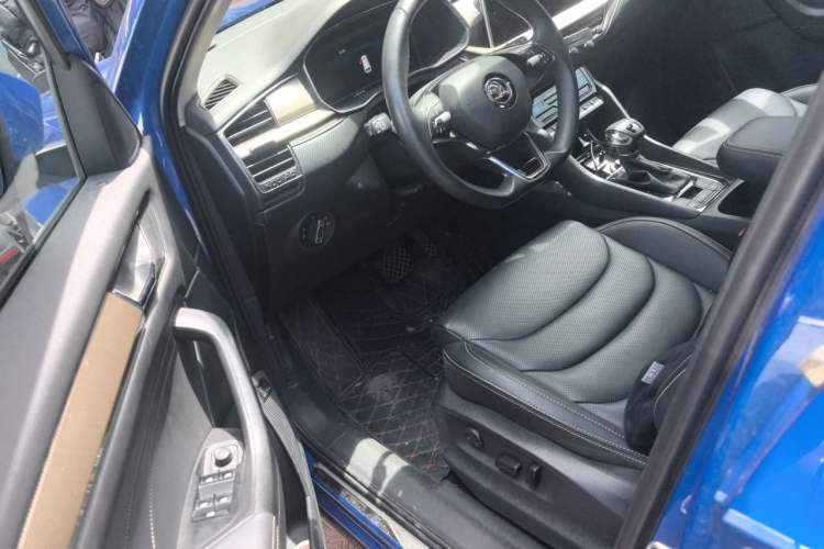 Used Skoda Kodiaq 2022 TSI330 5-Seater Two-Wheel-Drive Luxury Edition Driver Seat