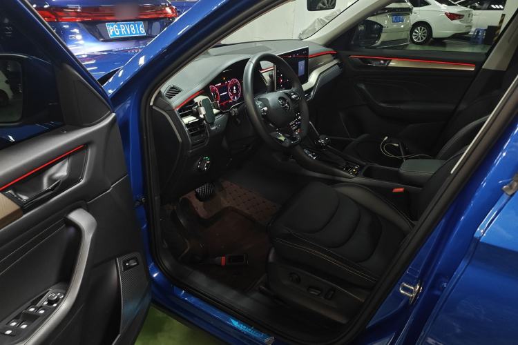 Used Skoda Kodiaq 2022 TSI330 7-Seater Two-Wheel-Drive Luxury Edition Driver Seat