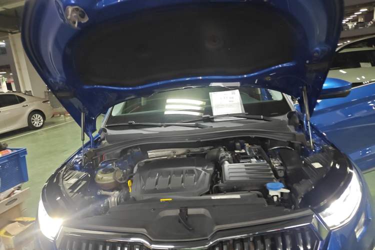 Used Skoda Kodiaq 2022 TSI330 7-Seater Two-Wheel-Drive Luxury Edition Engine Bay